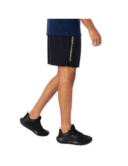 PANTALON CORTO UNDER ARMOUR NEGRO 7  1383356-004